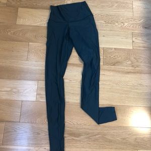 GREAT LuLulemon Slick Leggings
